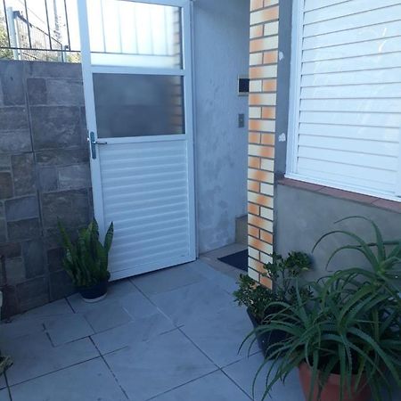 Apartamentos Por Diaria Av Domingos De Almeida Pelotas Exterior photo