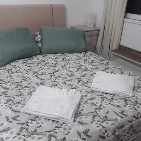 Apartamentos Por Diaria Av Domingos De Almeida Pelotas Exterior photo